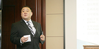 國(guó)際高端酒店管理專家Albert Yu蒞臨寶鷹集團(tuán)講課