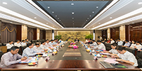 越南共產(chǎn)黨中央委員、奠邊省委書記陳文山攜越南高級考察團(tuán)到寶鷹集團(tuán)調(diào)研